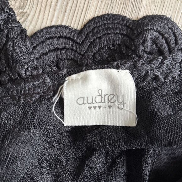 Audrey 3 + 1 Made In The USA Black Lace Short Romper Size Small - Picture 7 of 9